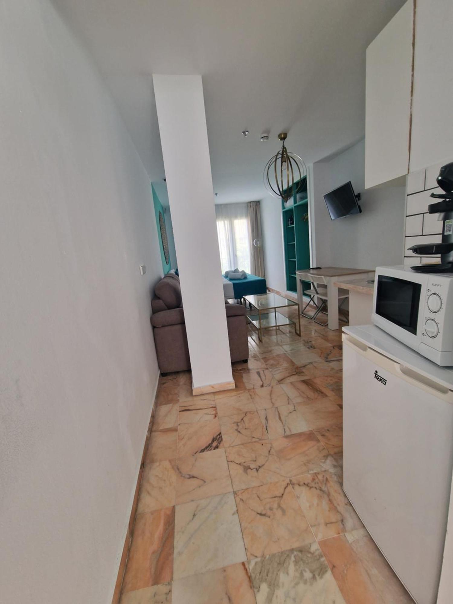 Hotel Y Apartamentos Dona Lola Seville Phòng bức ảnh